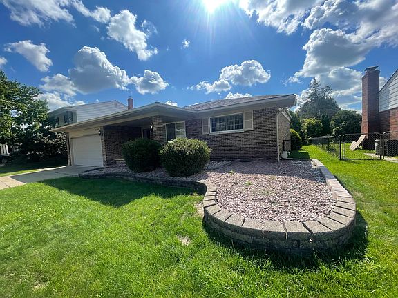 2nd image of 4182 Stephanie Dr