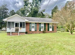 353 Dixie Cres, Millen, GA 30442