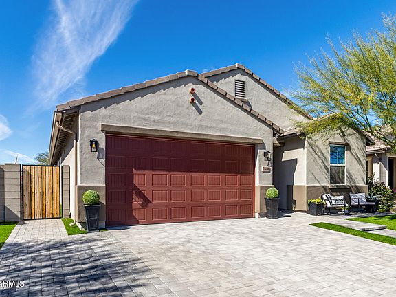 4th image of 25130 N 133RD Avenue