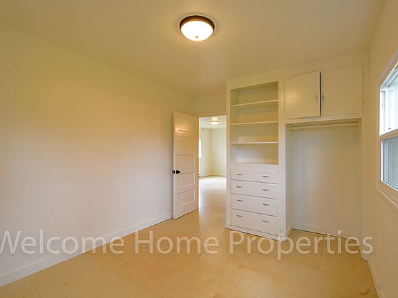 4th image of 319 E Pine St