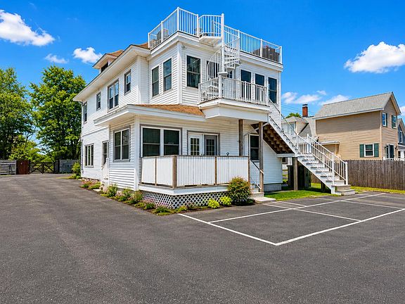 5th image of 9 E Grand Avenue #12