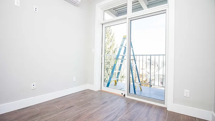 Rented by Nooklyn NYC LLC | media 67