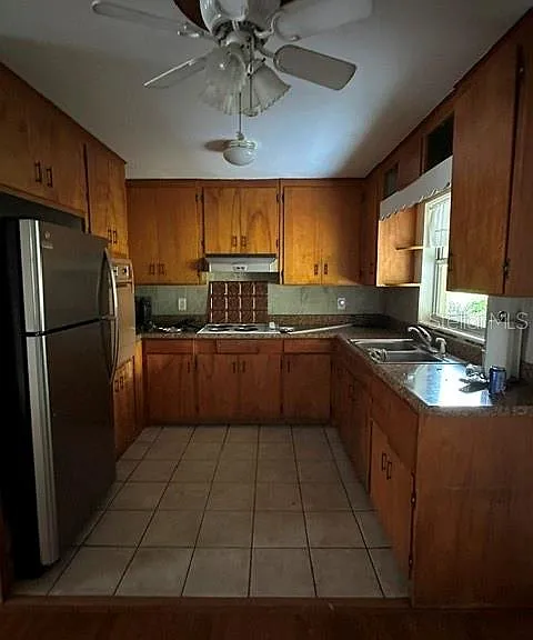 248 S Clayton St — Photo 3