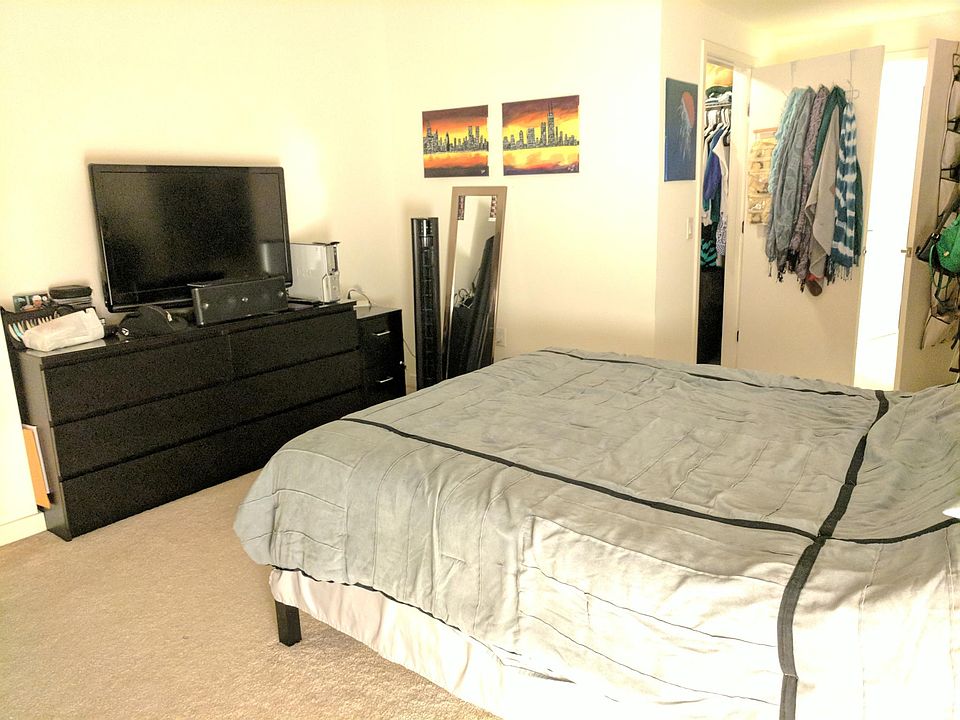 Large bedroom - can fit any size bed plus multiple dressers