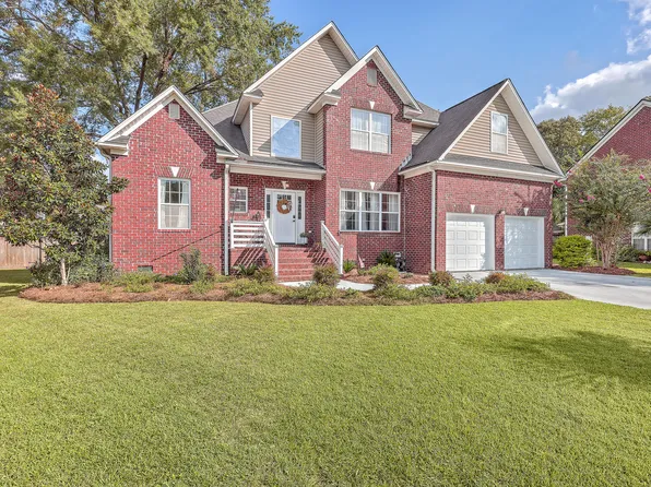 106 Paige Ct, Goose Creek, SC 29445