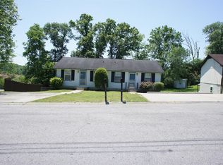 829 Oak Leaf Dr, Old Hickory, TN 37138