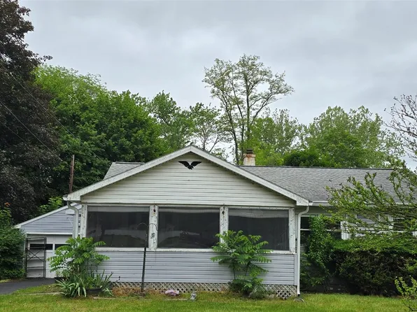 19 Niles Rd, Binghamton, NY 13901