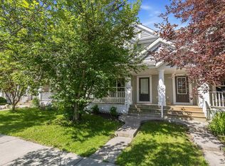 1922 74th St SW, Edmonton, AB T6X 0K3