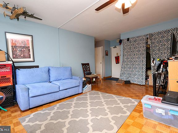 3rd image of 118 S 21st St APT 1211