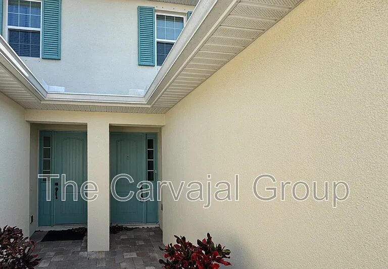 1017 Steven Patrick Ave — Photo 5