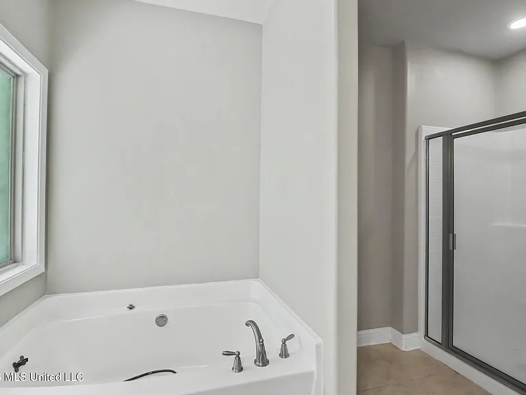 789 Bay Breeze Dr — Photo 12