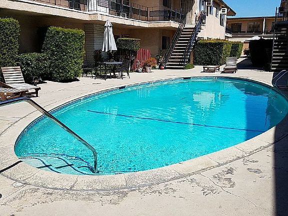 4th image of 5232 Corteen Pl Unit 22