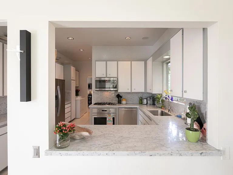 47075 Marrakesh Dr — Photo 45