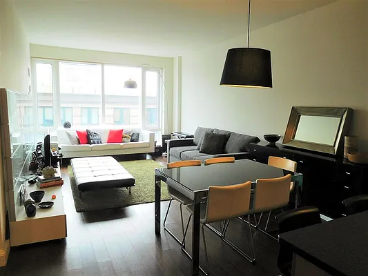 Rented by Renetta Real Estate | media 29