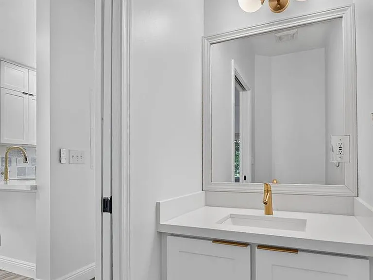 6917 Crooked Fence Dr — Photo 31