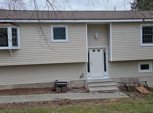 156 Dahlia Dr, Mahopac, NY 10541