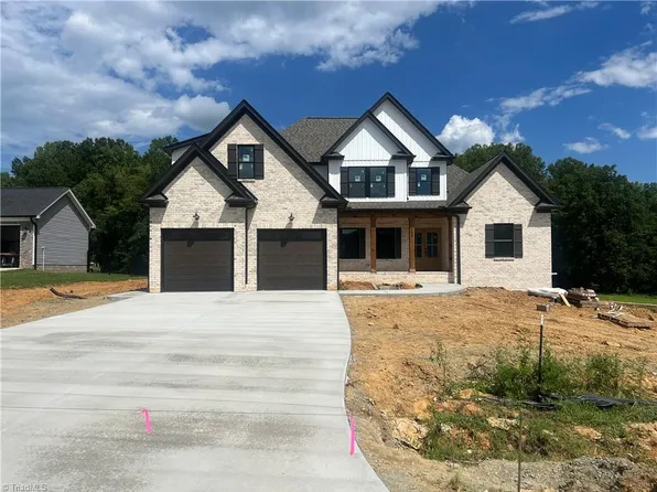 469 Lenalan Dr, Lexington, NC 27295