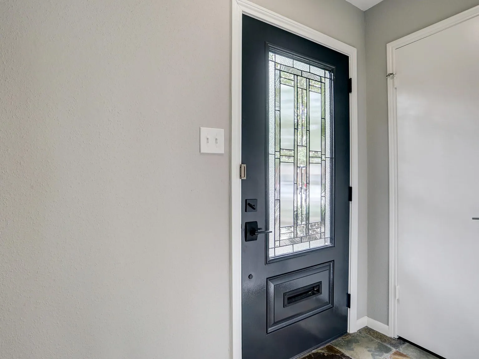 2 bed, 2.5 bath, 1444 sqft, $2,000 — Photo 4