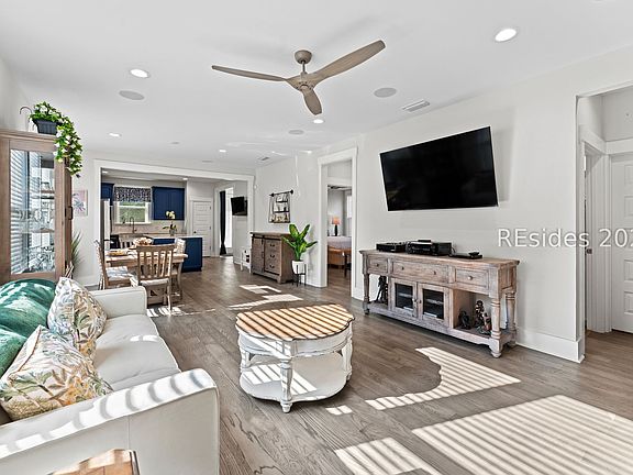 5th image of 770 Destiny Dr