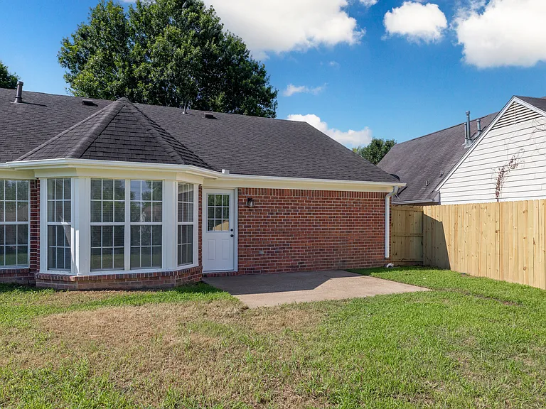 750 Sweetwater Dr #3 — Photo 33
