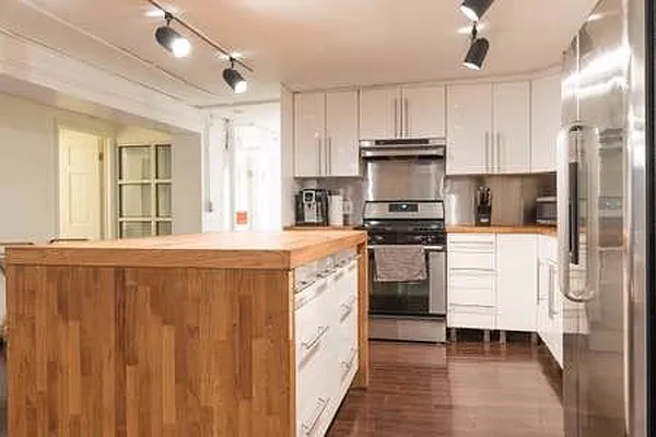 Rented by Living New York | media 23