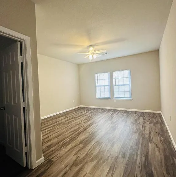 205 Hoover Ln — Photo 11