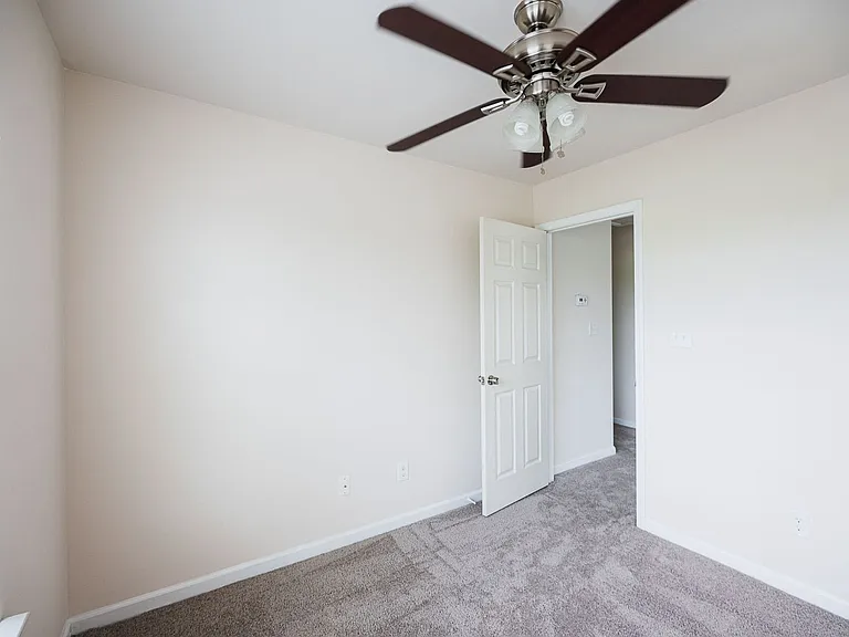 710 Central Park Ave — Photo 20