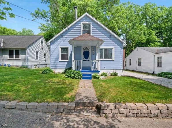 506 Summit St, Ravenna, OH 44266