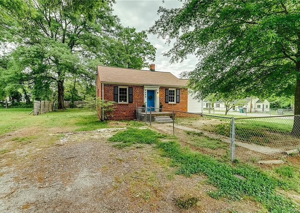 1st image of 4000 McKay Ave