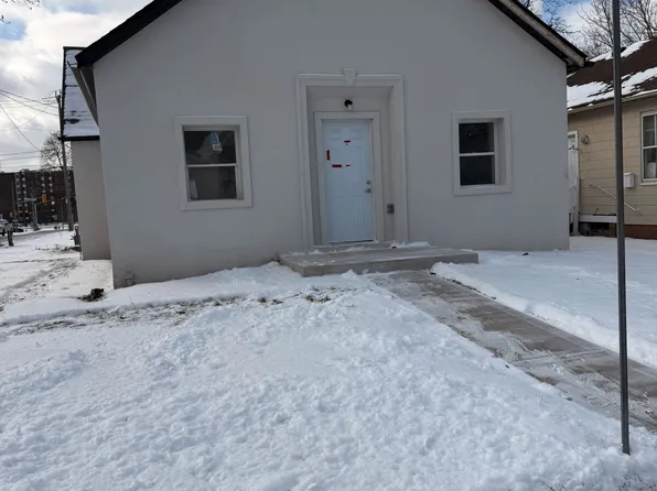 293 Louis Ave, Windsor, ON N9A 1W1