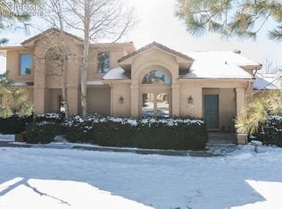 913 Caribou Dr W, Monument, CO 80132