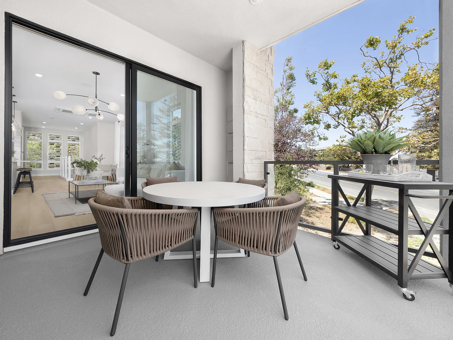 3 bed, 1743 sqft, $7,495 — Photo 3