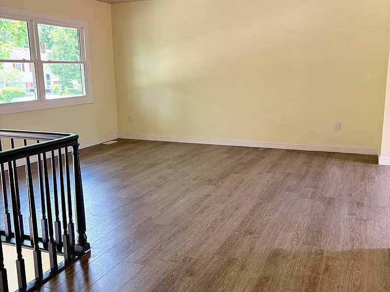 1426 Windward Dr — Photo 7