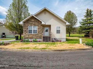 2006 Slippery Rock Cir, Pigeon Forge, TN 37862