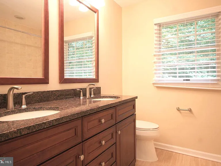 6065 Innisvale Dr — Photo 25