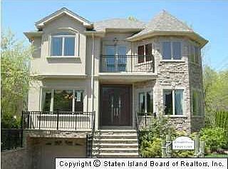 1st image of 15 Bruno Ln