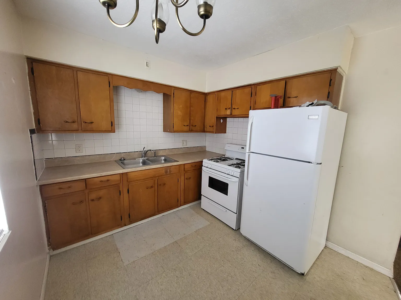 2 bed, 800 sqft, $850 — Photo 2