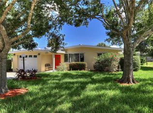 826 10th Ct, Vero Beach, FL 32960