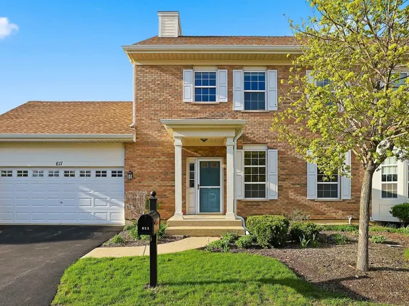 611 Belmont Ln, Carol Stream, IL 60188