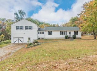 219 Spaulding Rd, Plainfield, CT 06374