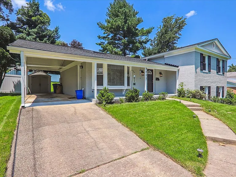 2711 Weller Rd — Photo 2