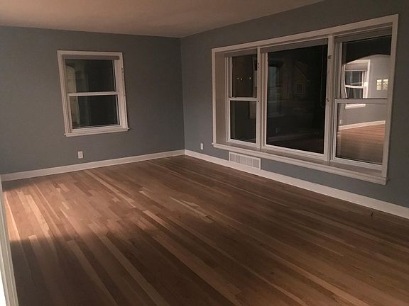 4th image of 6244 N Santa Monica Blvd