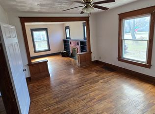 1009 Hickory St, Lansing, MI 48912