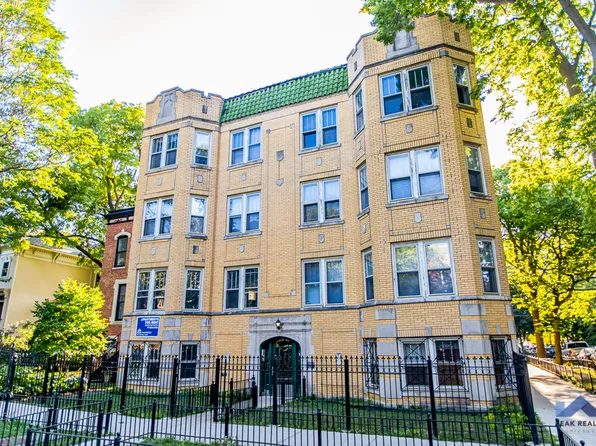1364-66 N. Hoyne Ave./ 2105-11 W. Schiller St.