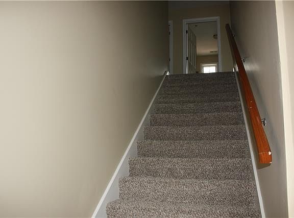 5th image of 2302 Gerald Dr