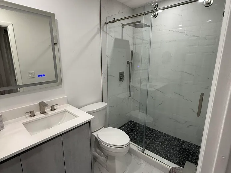 12394 Westhampton Cir — Photo 55