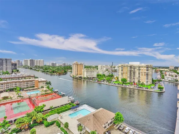 1833 S Ocean Dr, Hallandale, FL