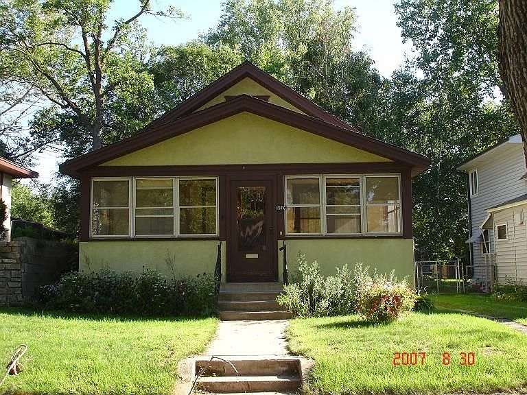 1st image of 1576 York Ave
