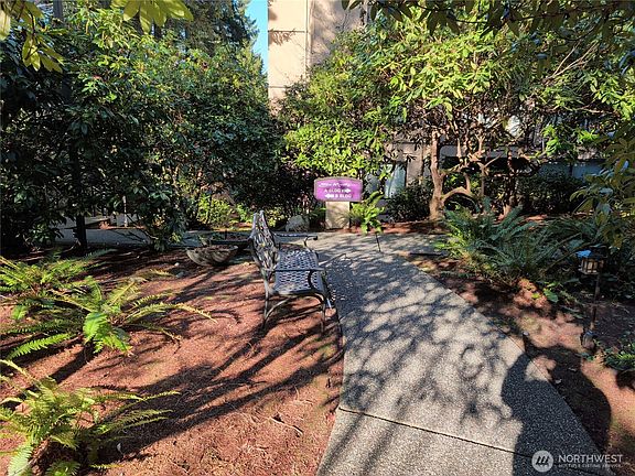 4th image of 15512 Country Club Dr. #B45