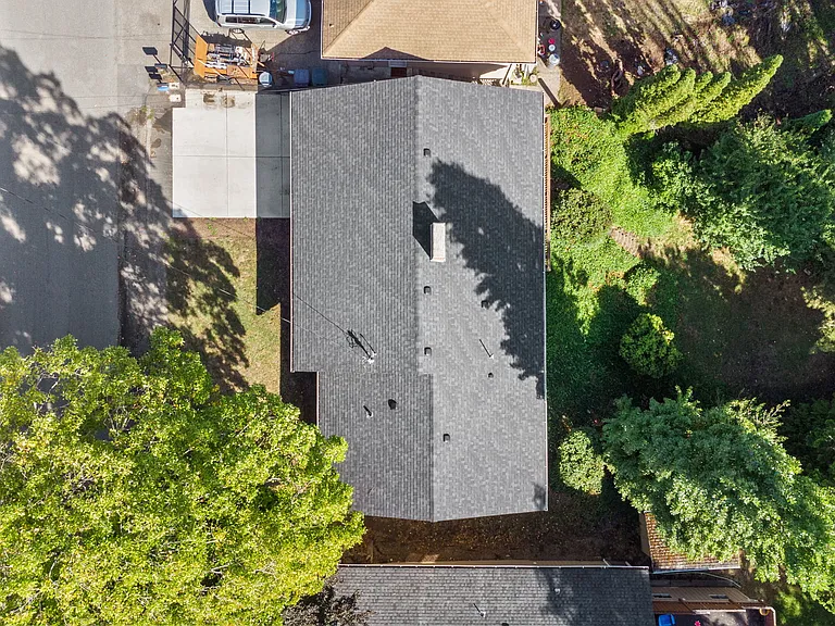1216 Spruce St — Photo 32